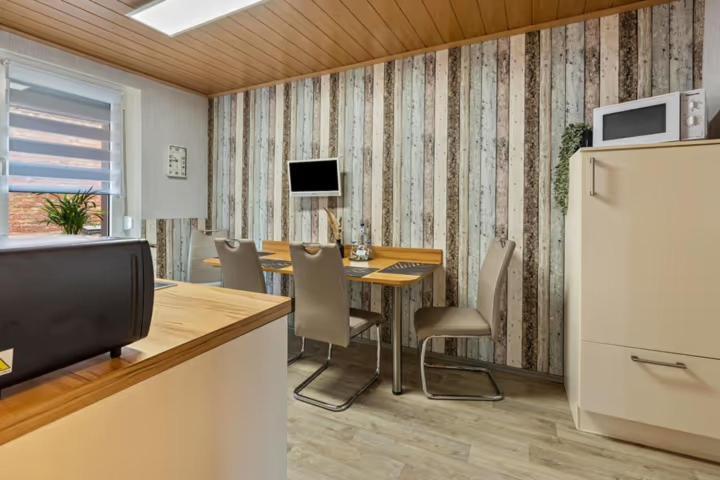 Christels Ferienwohnung 2 In Thale Mit Ueberdachter Terrasse, Kueche Mit Tv & Geschirrspueler מראה חיצוני תמונה